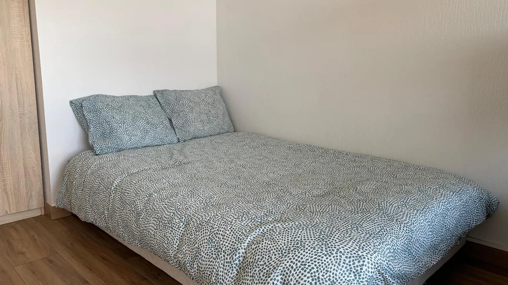 Apartment Studio Melbourne - Vue Montagne - Parking - Proche Geneve Gaillard